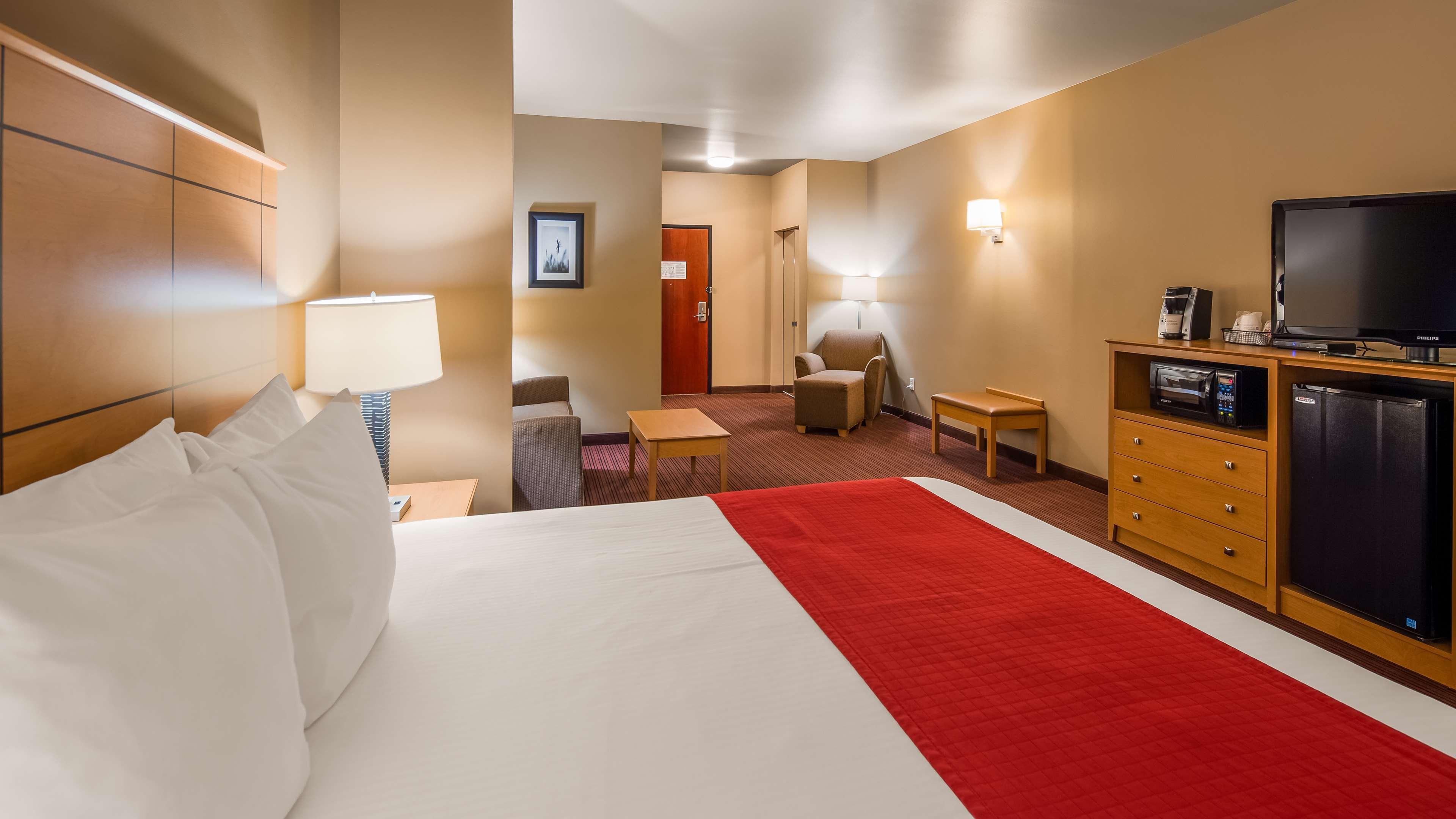Best Western Golden Prairie Inn And Suites Sidney Exterior foto