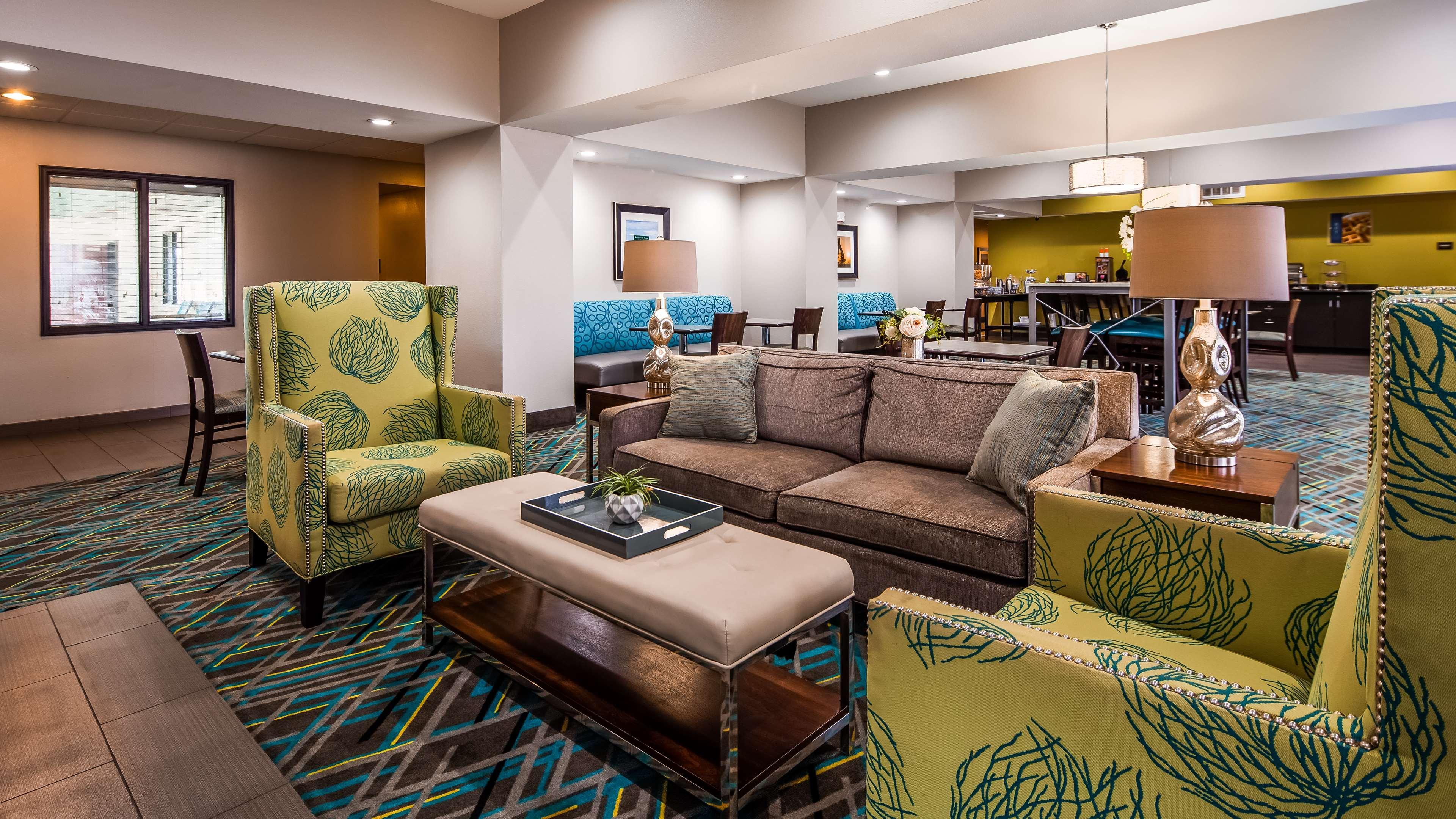 Best Western Golden Prairie Inn And Suites Sidney Exterior foto