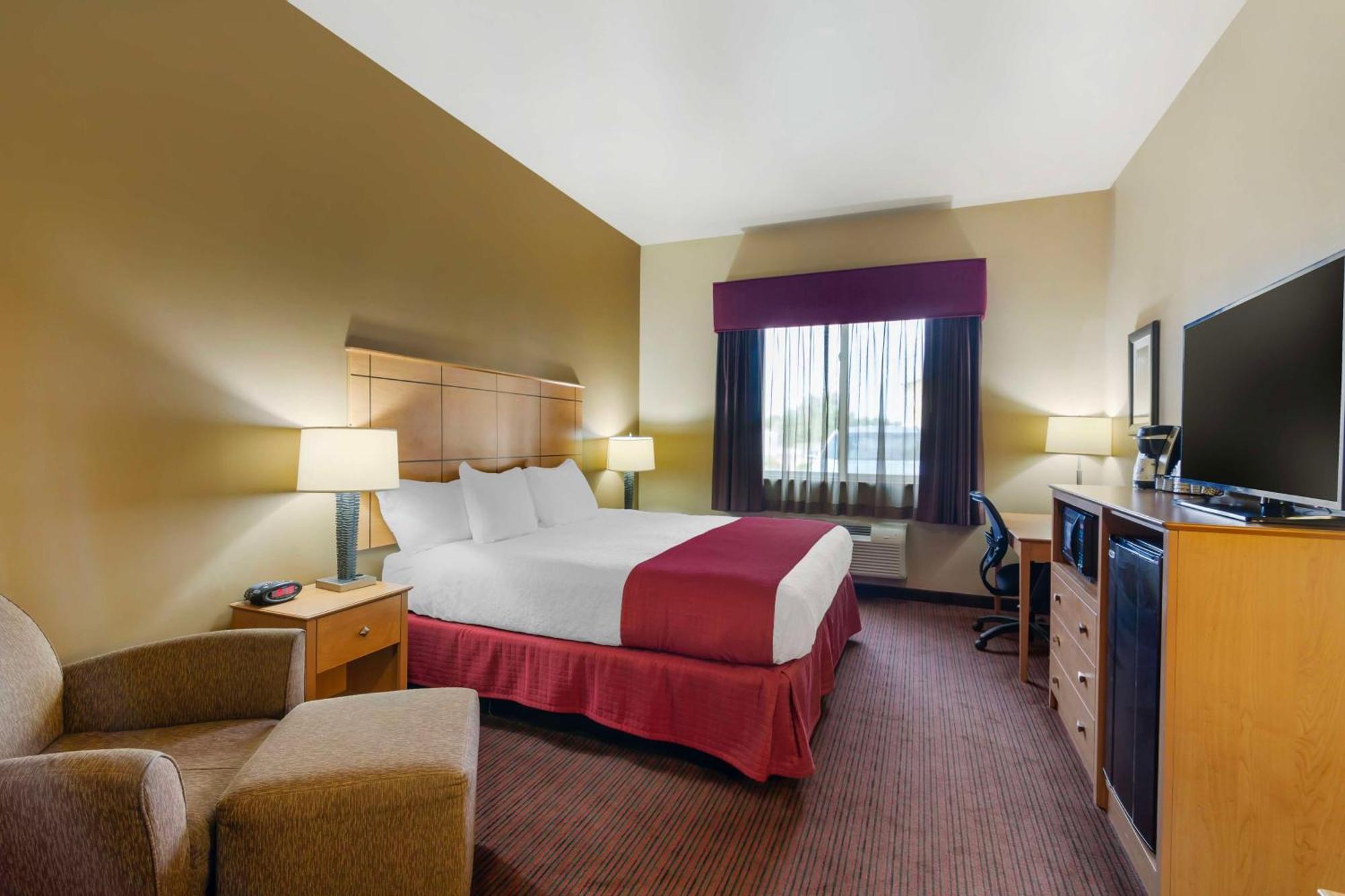 Best Western Golden Prairie Inn And Suites Sidney Exterior foto