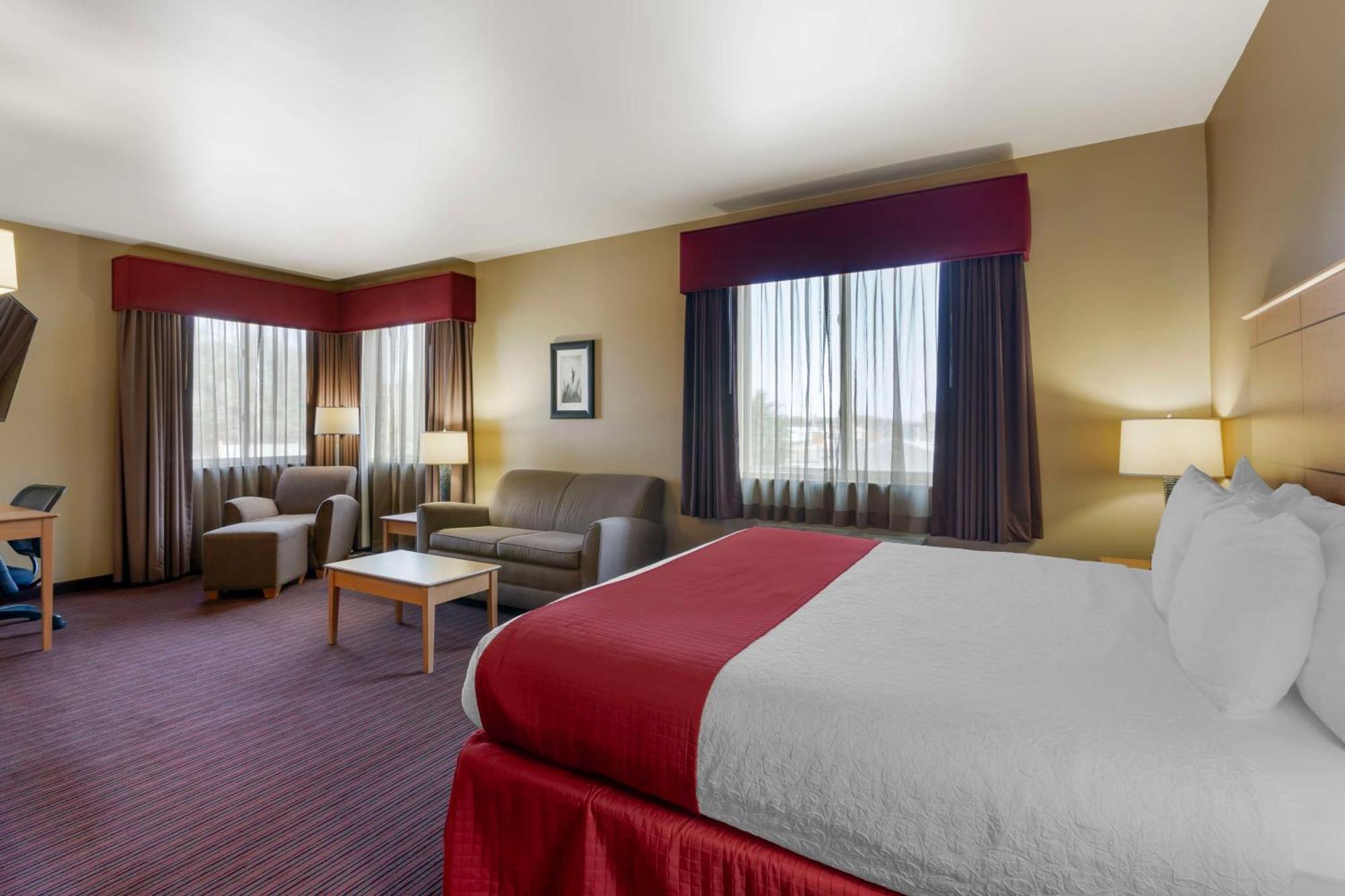 Best Western Golden Prairie Inn And Suites Sidney Exterior foto