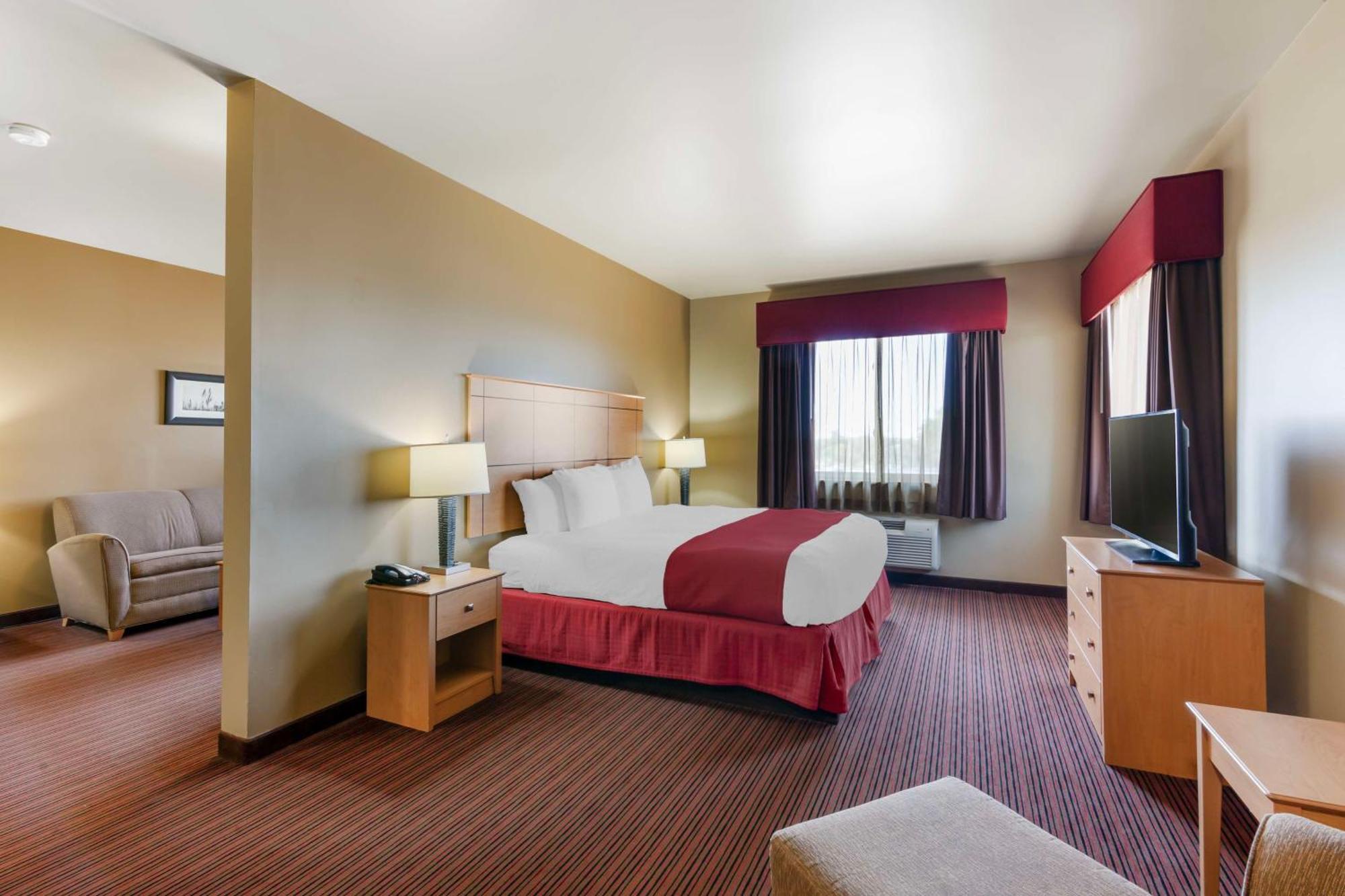 Best Western Golden Prairie Inn And Suites Sidney Exterior foto