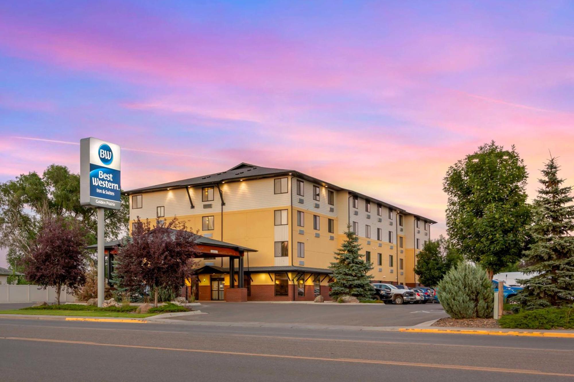 Best Western Golden Prairie Inn And Suites Sidney Exterior foto